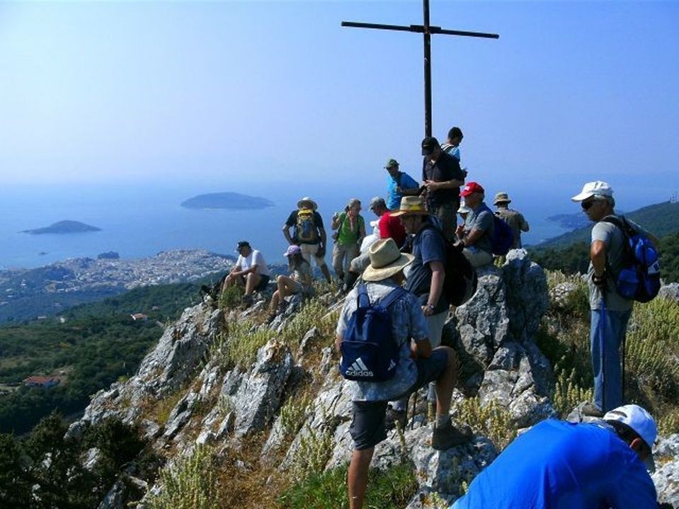 skiathos_hiking